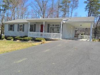 1932 Allen Pl, Danville, VA 24540 