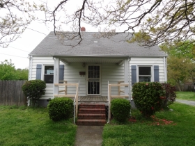 704 Ida St, Hampton, VA 23669 