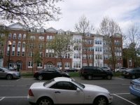 4950 Brenman Park Dr Unit 208, Alexandria, VA 22304 