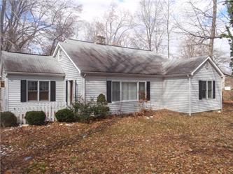 18300 Woodland Drive, Triangle, VA 22172 