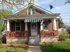 680 Florence Ave, Waynesboro, VA 22980 