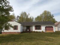 5653 Crany Creek Dr, Gloucester, VA 23061 