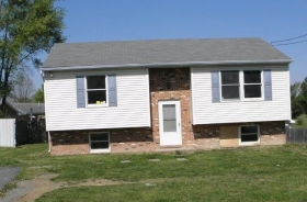 145 Country Park Dr, Winchester, VA 22602 