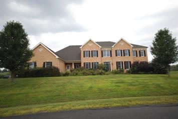 18089 Shenstone Run Ct, Leesburg, VA 20175 