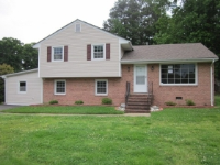 716 Lakeview Ave, Colonial Heights, VA 23834 