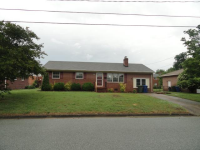 212 Maymont Dr, Newport News, VA 23606 