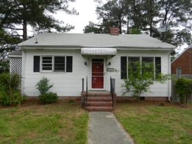 526 Virginia Ave, Suffolk, VA 23434 