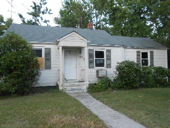 2506 Berwyn St, Richmond, VA 23234 