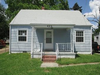 602 Chapel St, Hampton, VA 23669 