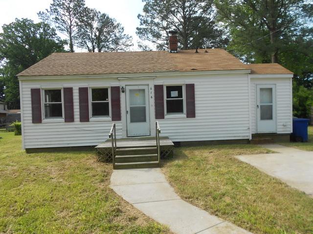 616 Highland Ct, Newport News, VA 23605 