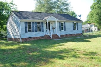 2 Knight Dr, Richmond, VA 23223 