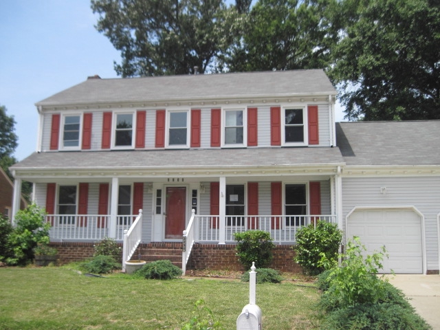 3230 Lynnhurst Blvd, Chesapeake, VA 23321 