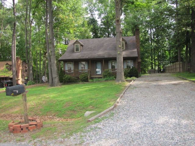 12136 Quito Road, Midlothian, VA 23112 