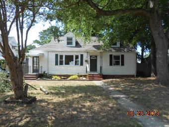 1376 Fishermans Rd, Norfolk, VA 23503 