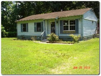 8041 Plantation Rd, Gloucester, VA 23061 