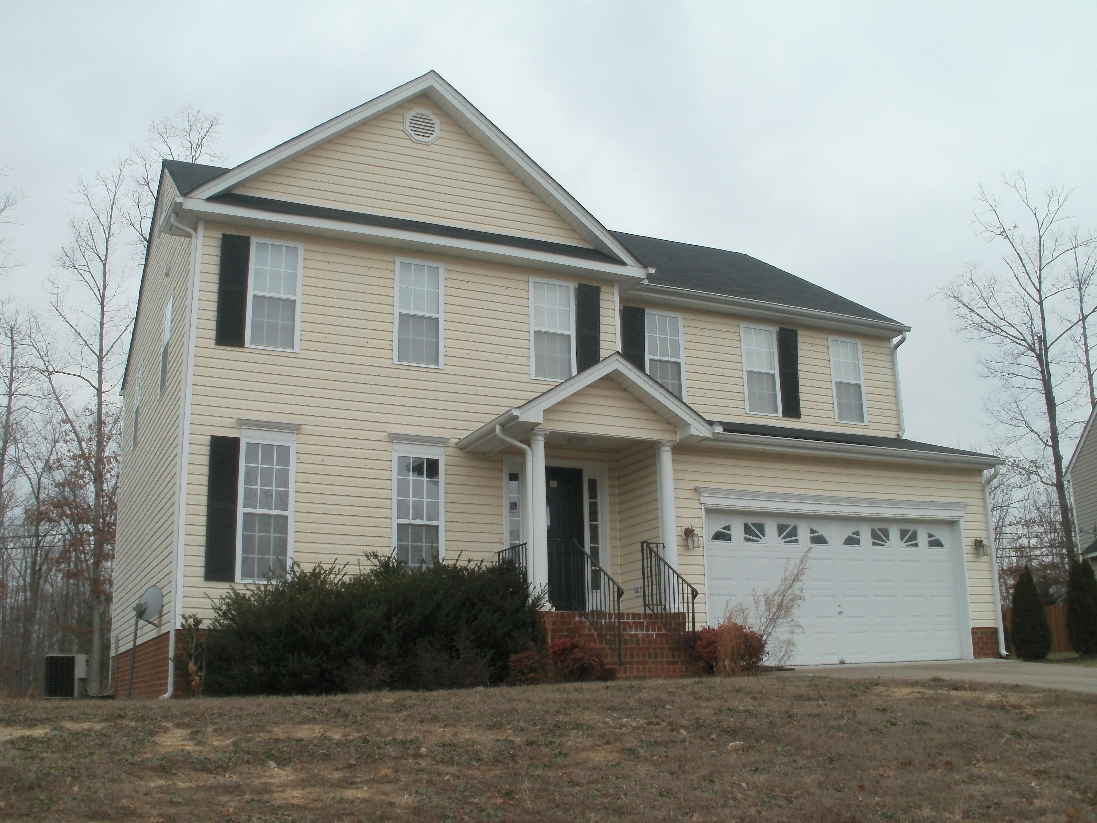 7137 Lake Caroline D, Chesterfield, VA 23832 