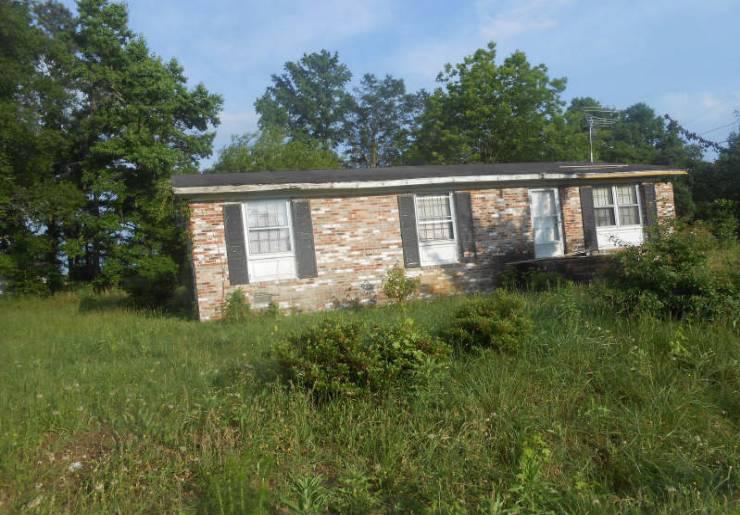 109 Elberon Hts Rd, Dendron, VA 23839 