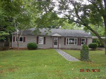 66 Paul St, Collinsville, VA 24078 
