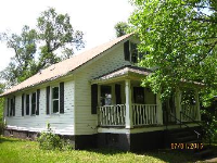 22 6th St SW, Pulaski, VA 24301 