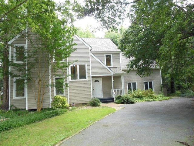 2506 Copper Hill Ct, Midlothian, VA 23112 