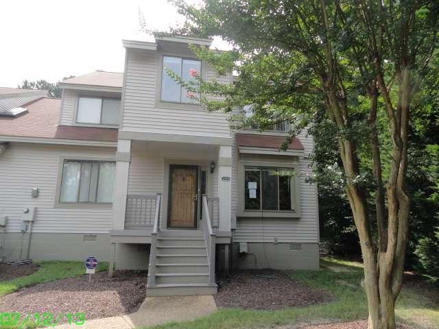 125 Inland View Dr, Newport News, VA 23603 