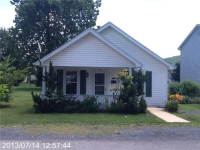 424 Market Ave, Waynesboro, VA 22980 