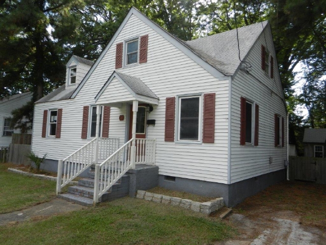 609 Lafayette Ter, Newport News, VA 23605 