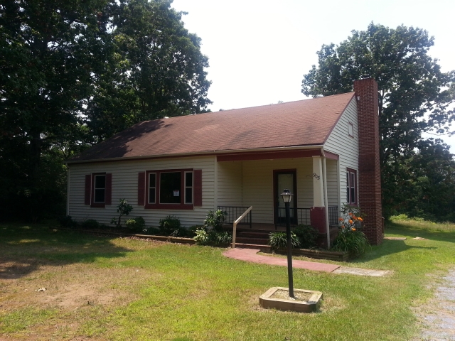 905 Greenhouse Road, Rustburg, VA 24588 