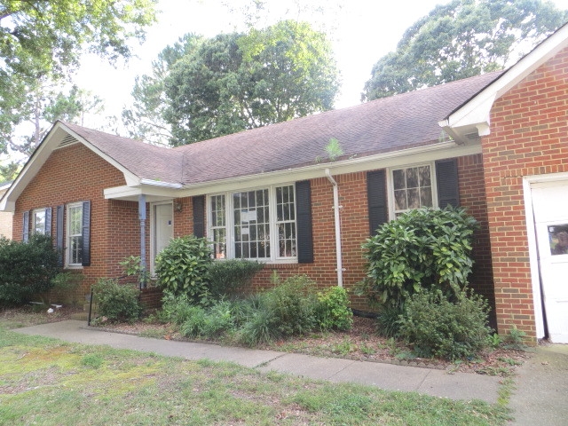 545 Woodstock Rd, Virginia Beach, VA 23464 