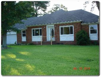 9839 Misty Ln, Hayes, VA 23072 