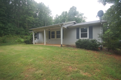 1104 Bobletts Gap Rd, Buchanan, VA 24066 