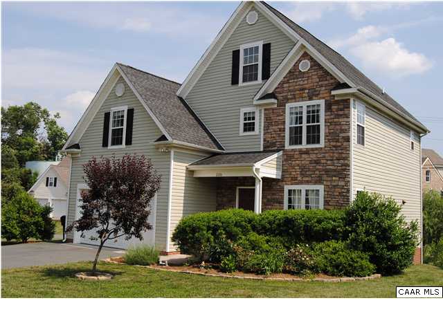 1370 AMBER RIDGE RD, Charlottesville, VA 22901 