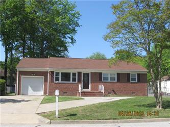 26 Colony Rd, Newport News, VA 23602 
