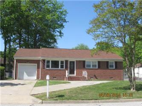 26 Colony Rd, Newport News, VA 23602 