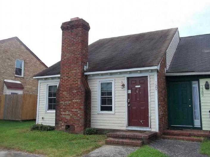 1587 Crescent Pointe Ln, Virginia Beach, VA 23453 