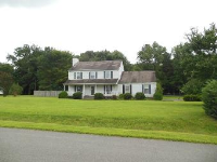 102 Robin Ln, Smithfield, VA 23430 