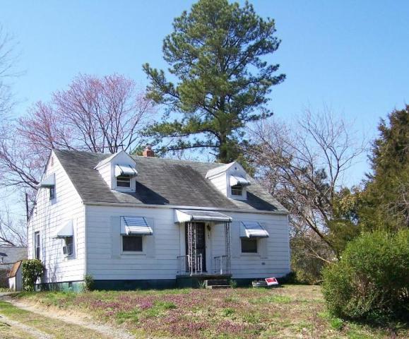 1703 Doron Ln, Richmond, VA 23223 