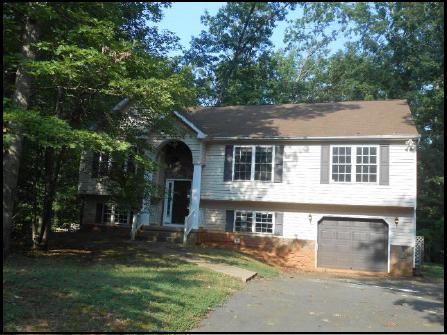 216 Yorktown Boulevard, Locust Grove, VA 22508 