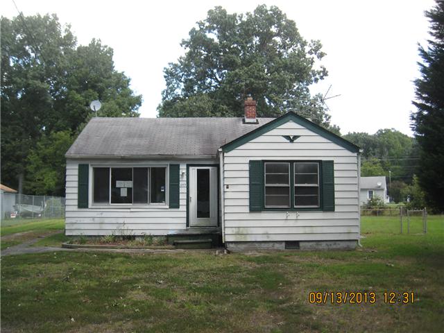 645 Highland Ct, Newport News, VA 23605 