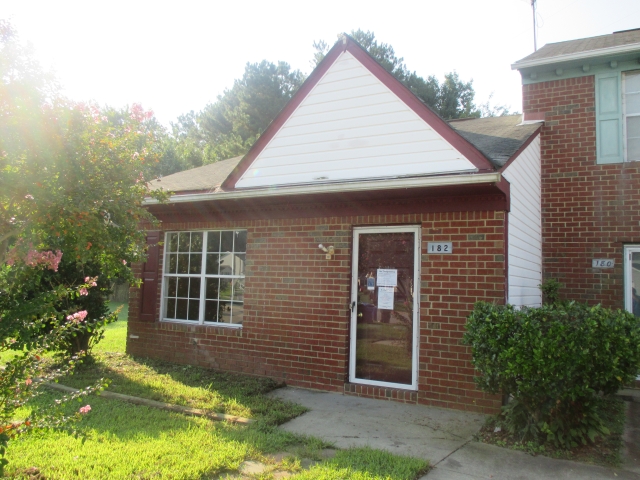 182 Greenfield Crescent, Suffolk, VA 23434 