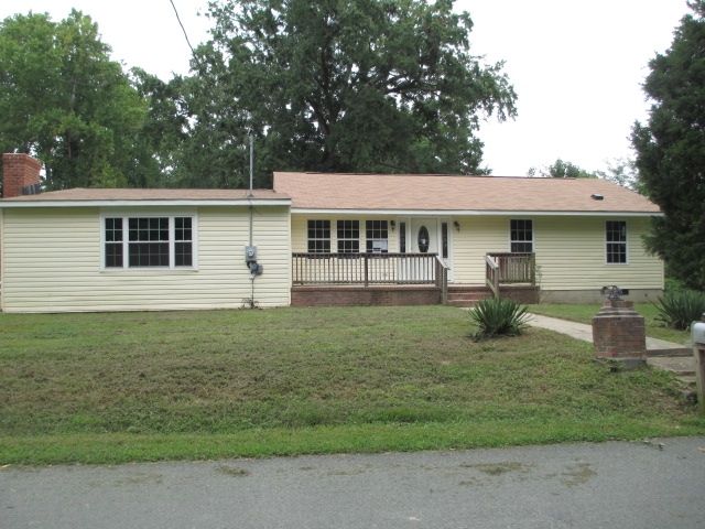 101 Grove Heights Ave, Williamsburg, VA 23185 