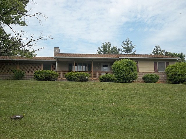 B, Staunton, VA 24401 