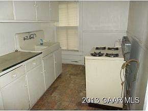 N Lewis St, Staunton, VA 24401 