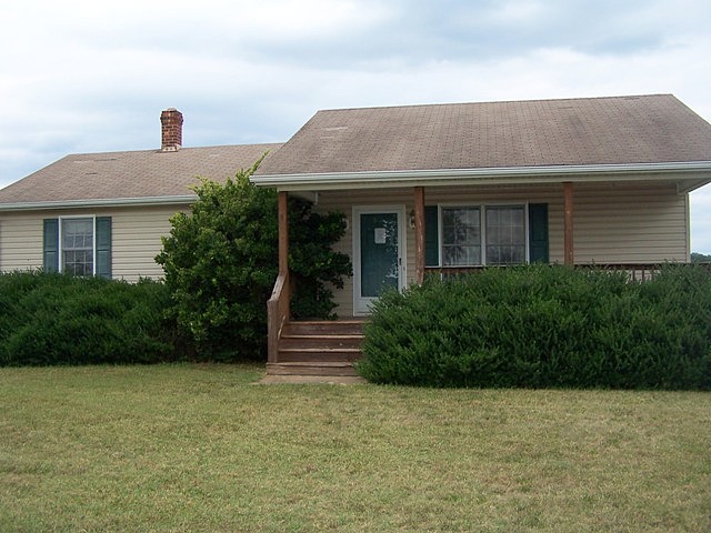 Horseshoe, Hurt, VA 24563 