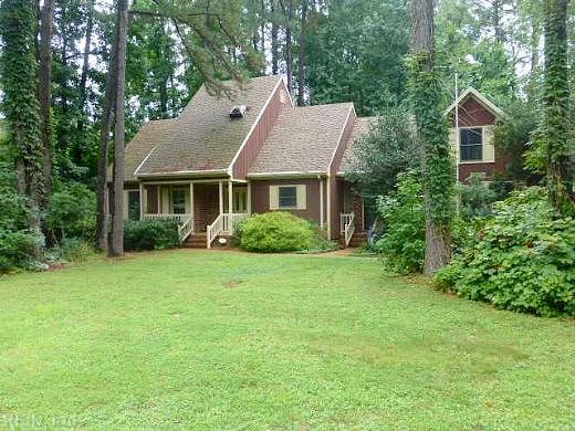 Barclay Crescent, Smithfield, VA 23430 