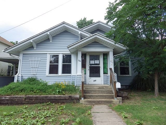 Elizabeth, Harrisonburg, VA 22802 