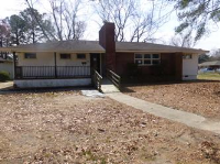 10  Ross Dr, Newport News, VA 23601 