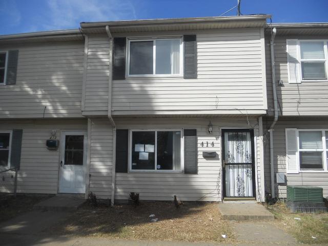 414 Harbour North Dr, Chesapeake, VA 23320 