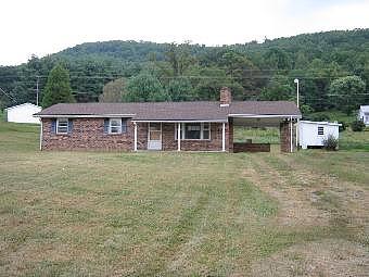 Castleton, Max Meadows, VA 24360 