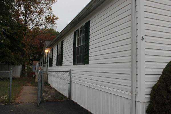 4 Winthrop Way, Stafford, VA 22556 